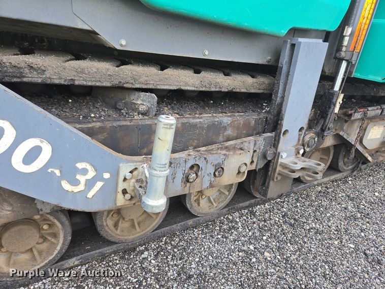 image for item YA0630 2022 Vogele Super 2000-3i paver