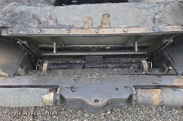 image for item YA0630 2022 Vogele Super 2000-3i paver