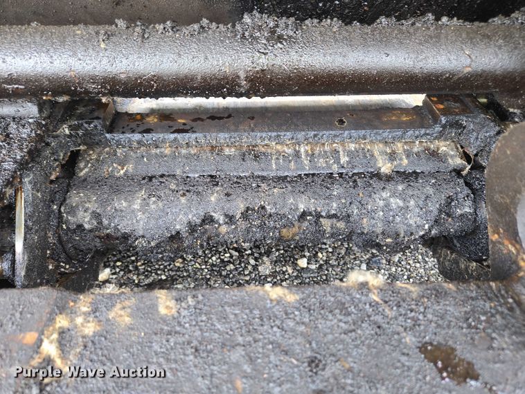 image for item YA0630 2022 Vogele Super 2000-3i paver