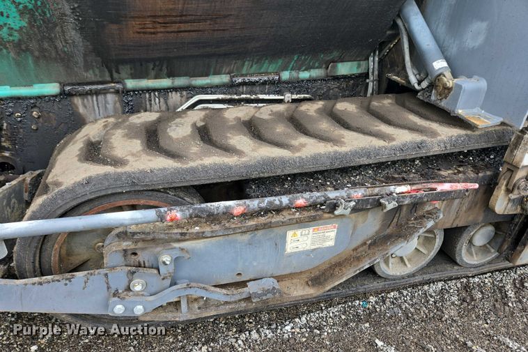 image for item YA0630 2022 Vogele Super 2000-3i paver