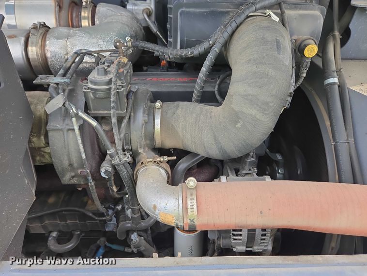 image for item YA0630 2022 Vogele Super 2000-3i paver