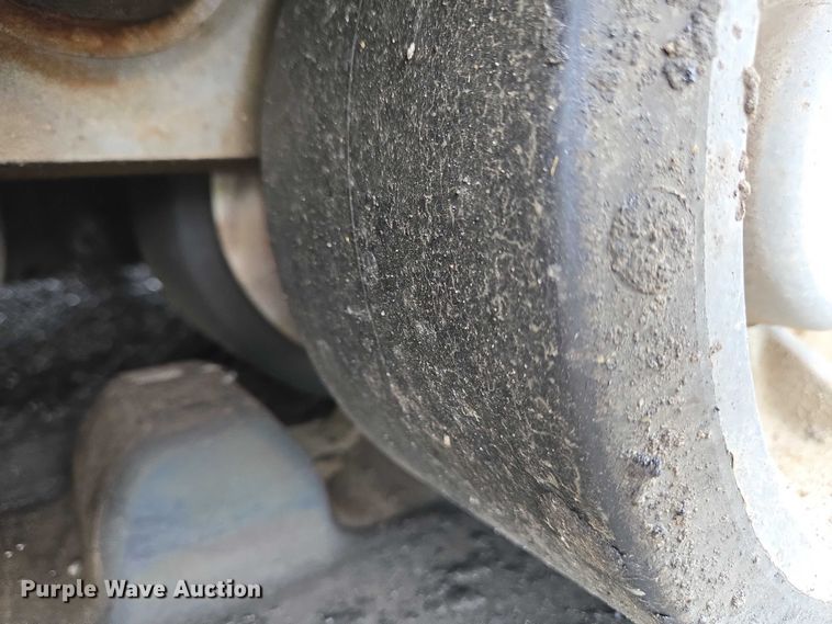 image for item YA0630 2022 Vogele Super 2000-3i paver