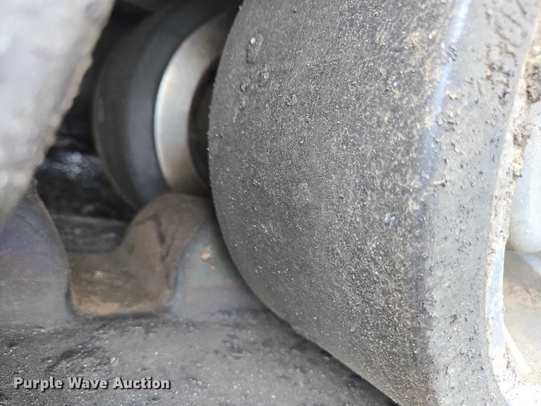 image for item YA0630 2022 Vogele Super 2000-3i paver