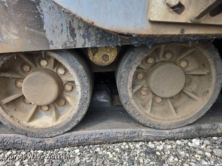 image for item YA0630 2022 Vogele Super 2000-3i paver