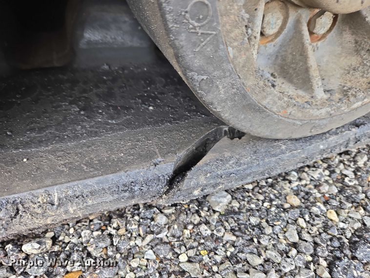 image for item YA0630 2022 Vogele Super 2000-3i paver