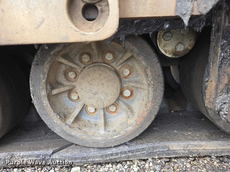 image for item YA0630 2022 Vogele Super 2000-3i paver