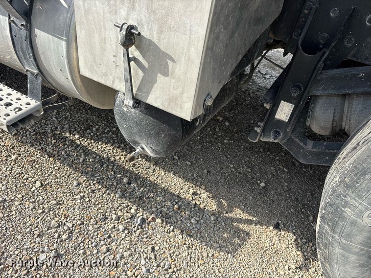 image for item YA0649 2012 Freightliner Cascadia 125 dump truck