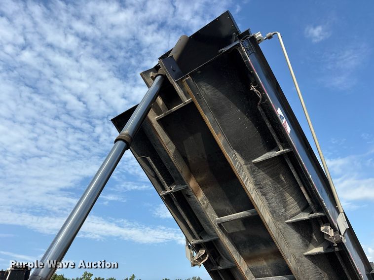 image for item YA0649 2012 Freightliner Cascadia 125 dump truck