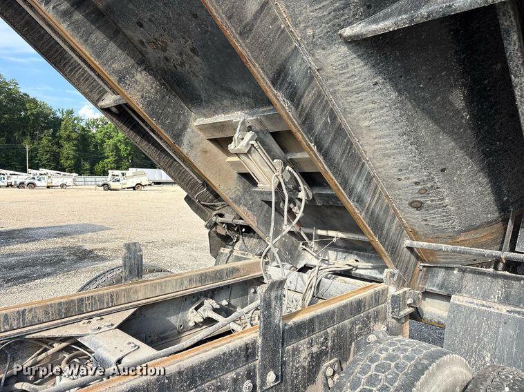 image for item YA0649 2012 Freightliner Cascadia 125 dump truck