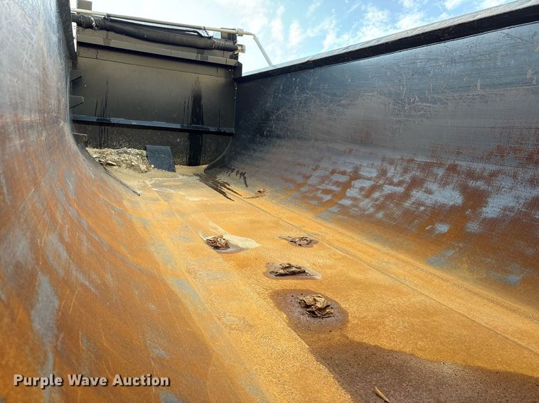 image for item YA0649 2012 Freightliner Cascadia 125 dump truck