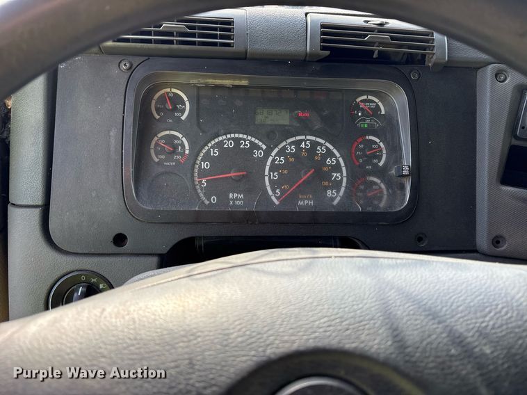 image for item YA0649 2012 Freightliner Cascadia 125 dump truck