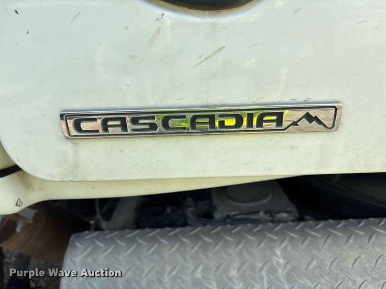 image for item YA0649 2012 Freightliner Cascadia 125 dump truck