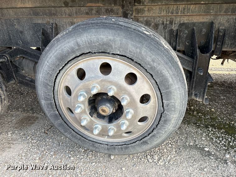 image for item YA0649 2012 Freightliner Cascadia 125 dump truck