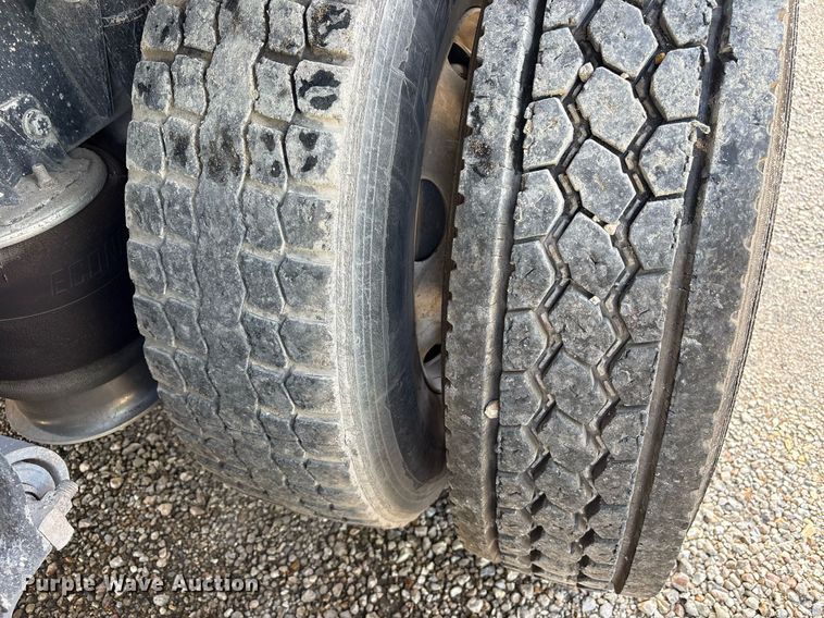 image for item YA0649 2012 Freightliner Cascadia 125 dump truck