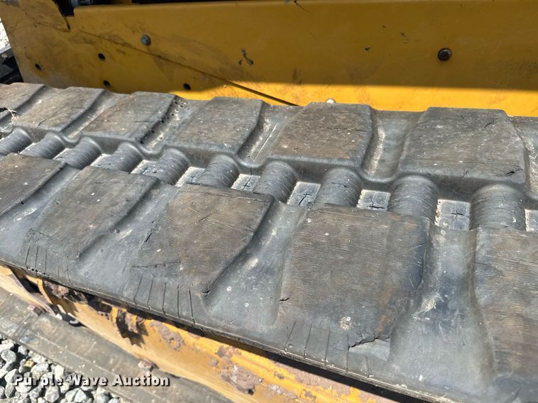 image for item YA0682 2019 Caterpillar 299D2 XHP tracked skid steer loader