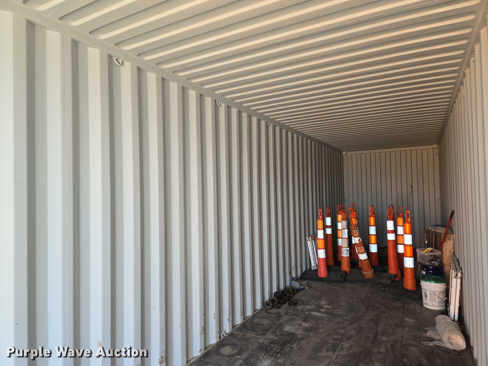 白にゃ ページ【ルカス・トンプシー】 ルカス/ 木島隆一【公式】悪魔執事と黒い猫