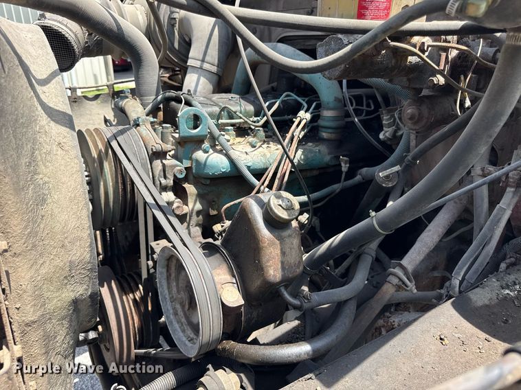 image for item DI9256 1982 International 1954 dump truck