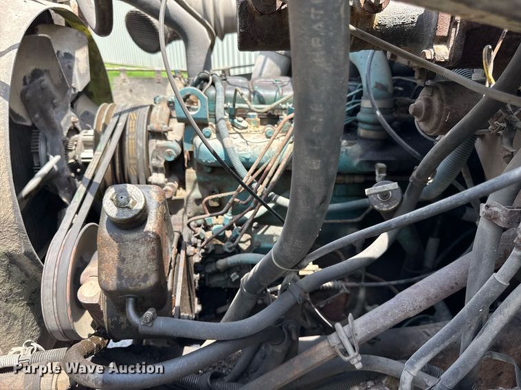 image for item DI9256 1982 International 1954 dump truck