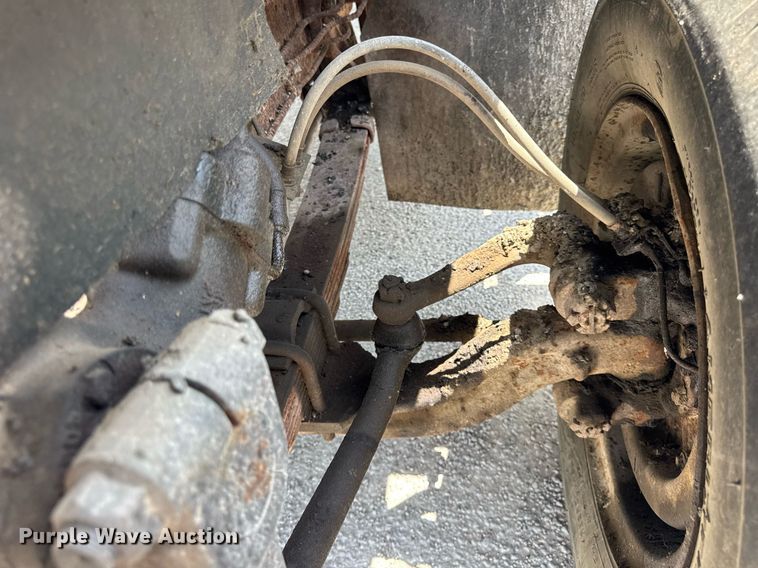 image for item DI9256 1982 International 1954 dump truck