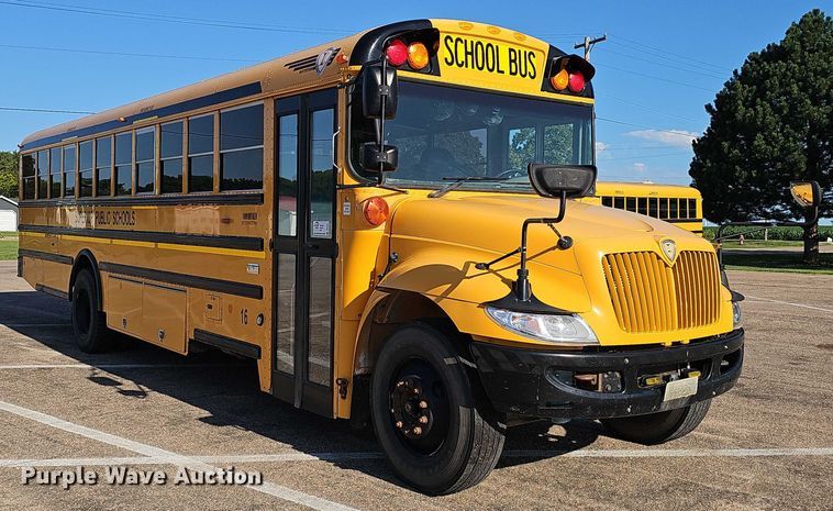image for item DR3853 2016 IC 3000 school bus