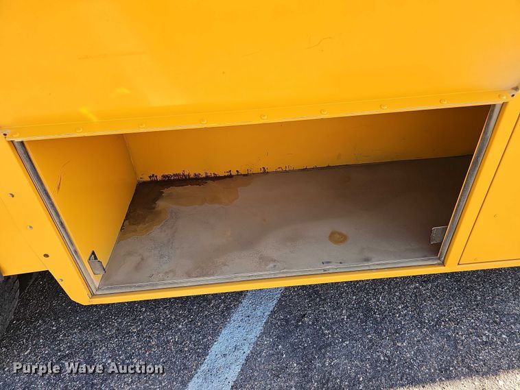 image for item DR3853 2016 IC 3000 school bus