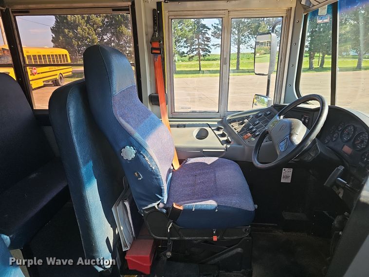 image for item DR3853 2016 IC 3000 school bus