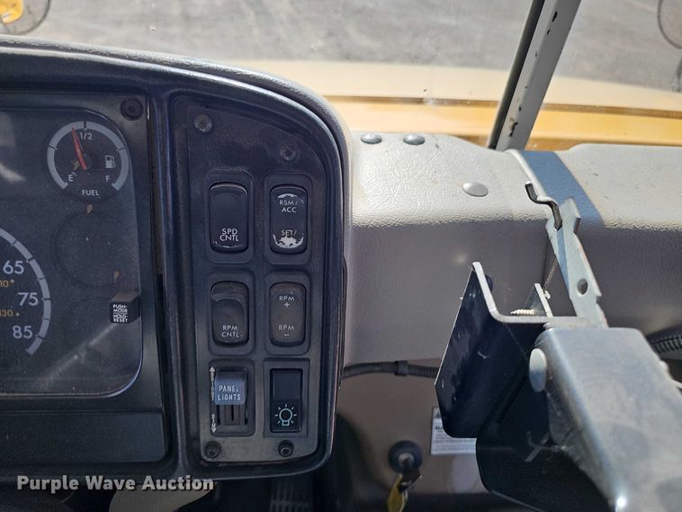 image for item DR3854 2007 Thomas Built school bus