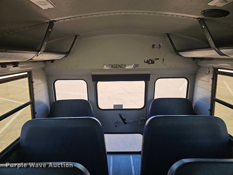 image for item DR3854 2007 Thomas Built school bus