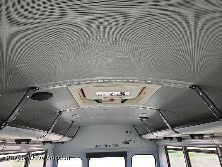 image for item DR3854 2007 Thomas Built school bus