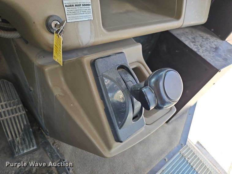 image for item DR3854 2007 Thomas Built school bus