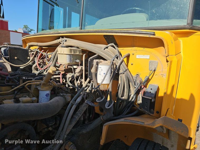 image for item DR3854 2007 Thomas Built school bus