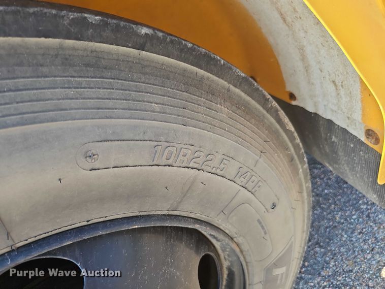 image for item DR3854 2007 Thomas Built school bus