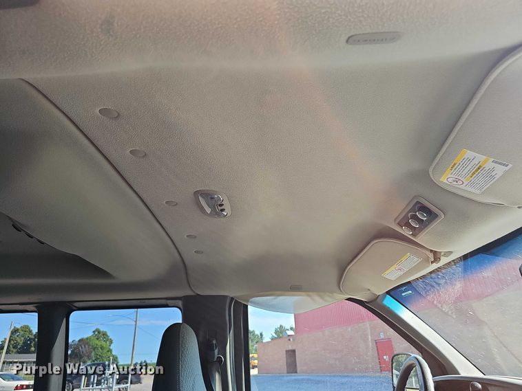 image for item DR3855 2008 Chevrolet Express 3500 van