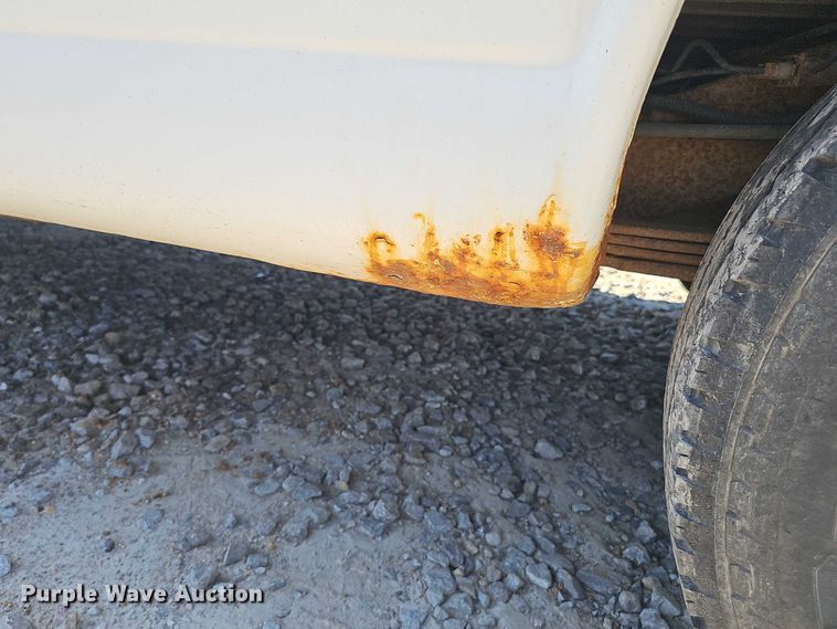 image for item DR3856 2010 Chevrolet Express 2500 van