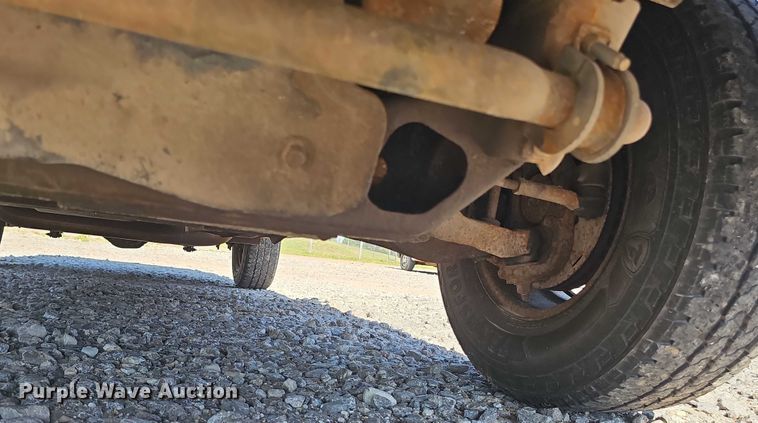 image for item DR3856 2010 Chevrolet Express 2500 van