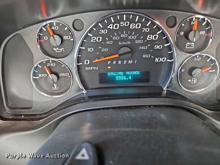 image for item DR3856 2010 Chevrolet Express 2500 van