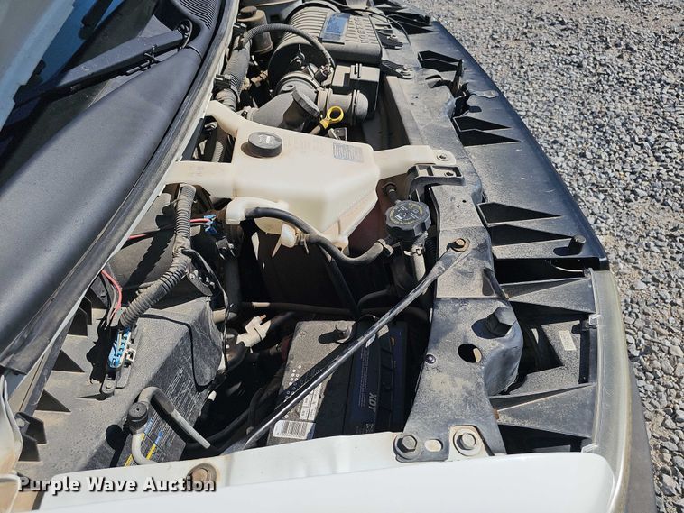 image for item DR3856 2010 Chevrolet Express 2500 van