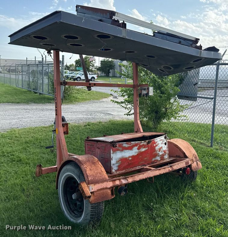 image for item DS3796 PowerMax PM3-35LX arrow board trailer