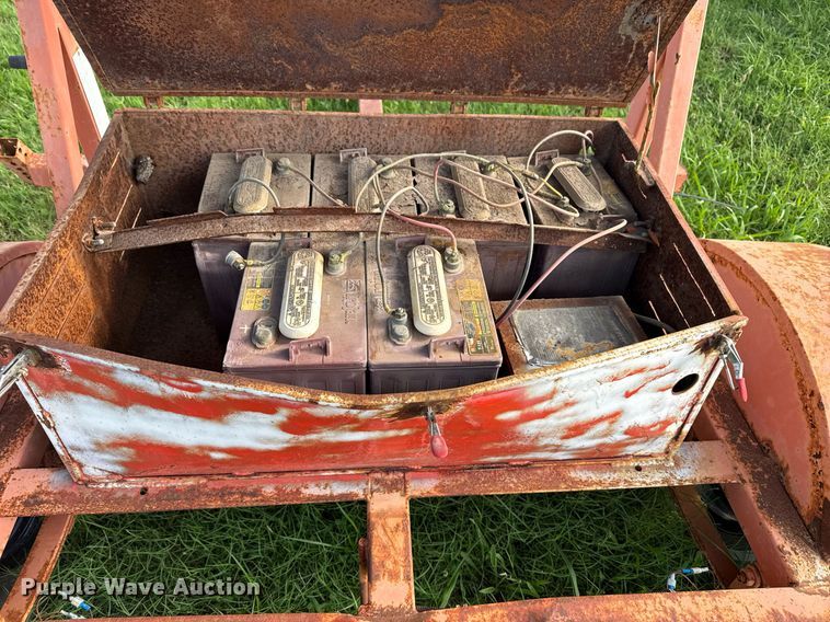 image for item DS3796 PowerMax PM3-35LX arrow board trailer