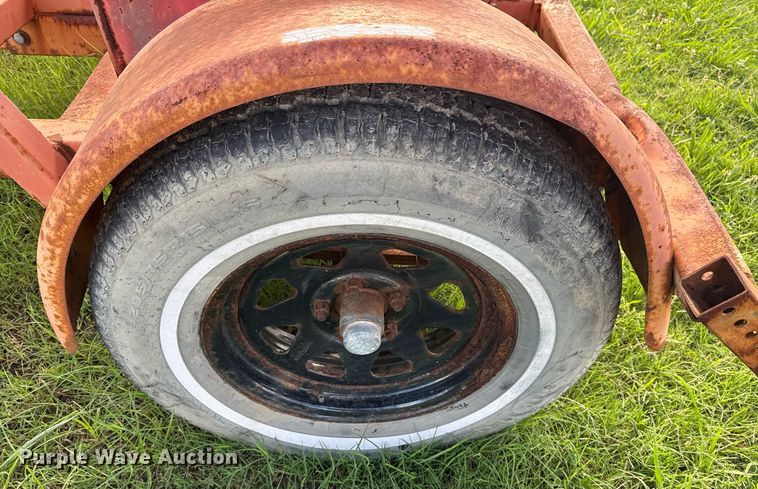 image for item DS3796 PowerMax PM3-35LX arrow board trailer