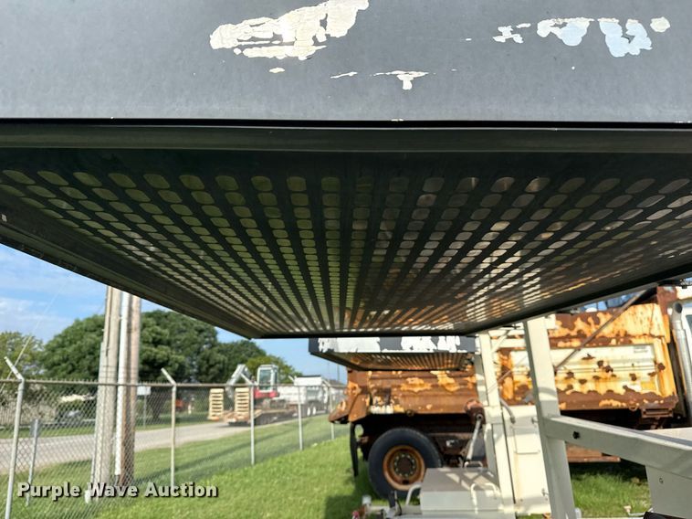 image for item DS3797 2001 American Signal Co arrow board trailer