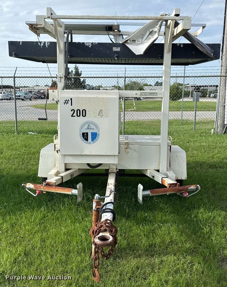 image for item DS3798 2001 American Signal Co arrow board trailer