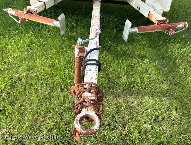 image for item DS3798 2001 American Signal Co arrow board trailer