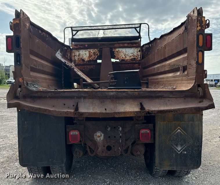 image for item DS3799 2008 International 7400 dump truck
