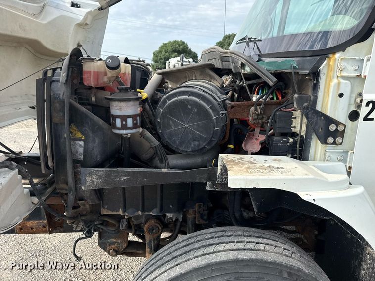 image for item DS3799 2008 International 7400 dump truck