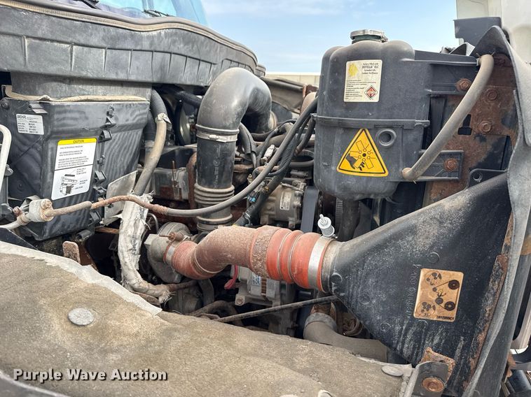 image for item DS3799 2008 International 7400 dump truck