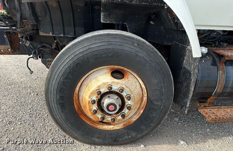 image for item DS3799 2008 International 7400 dump truck