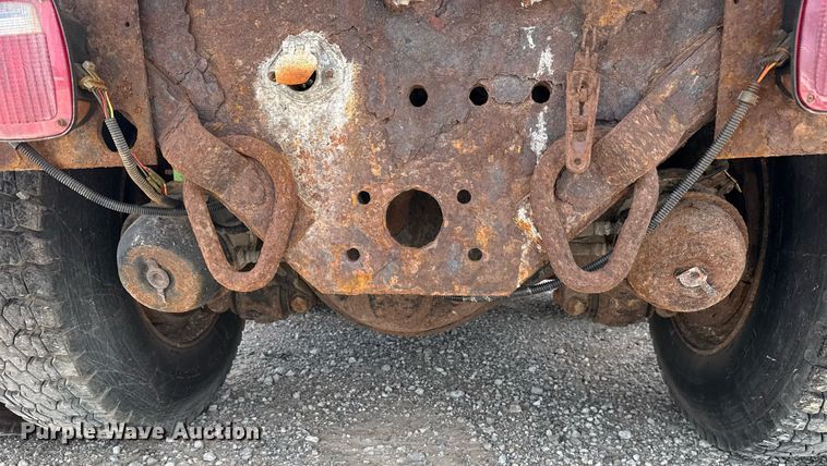 image for item DS3799 2008 International 7400 dump truck