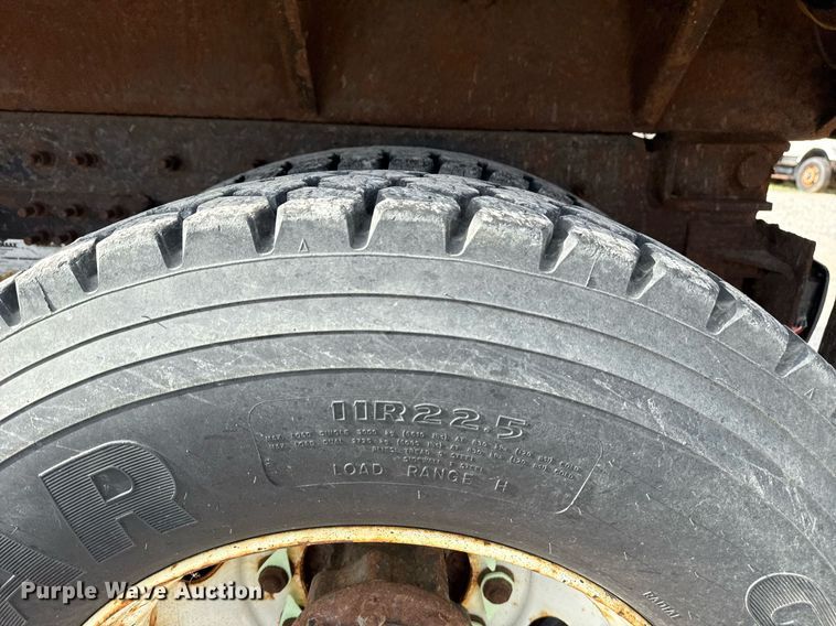 image for item DS3799 2008 International 7400 dump truck