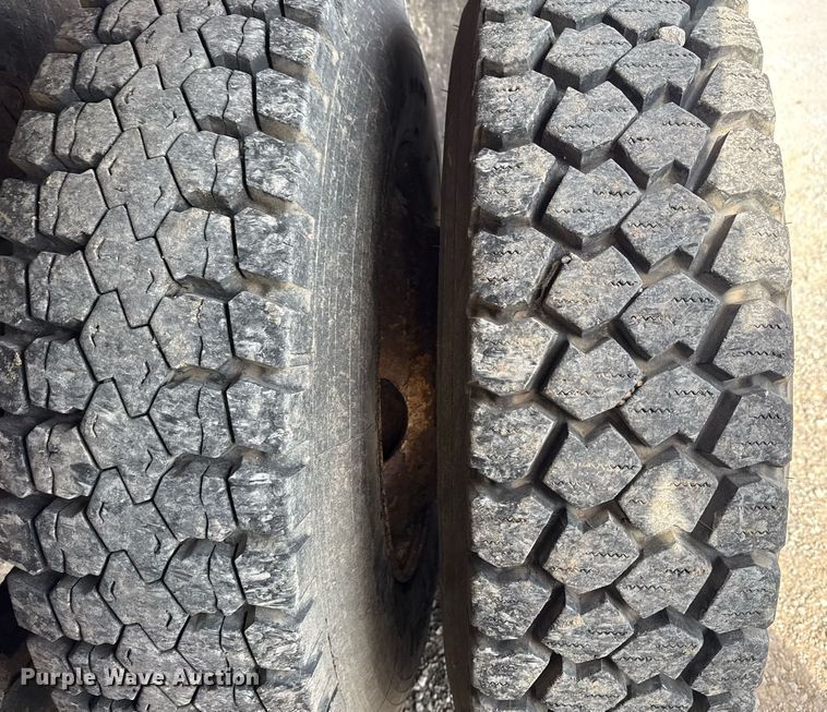 image for item DS3799 2008 International 7400 dump truck